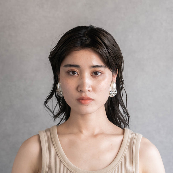 PEARL STUDS EARRING/PIERCE