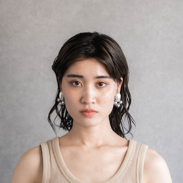 PEARL STUDS EARRING/PIERCE