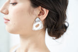 CLEAR FOSSIL EARRING/PIERCE